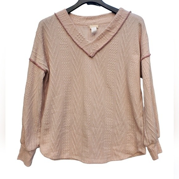 BiBi Cream V-neck Sweater - Picture 1 of 11